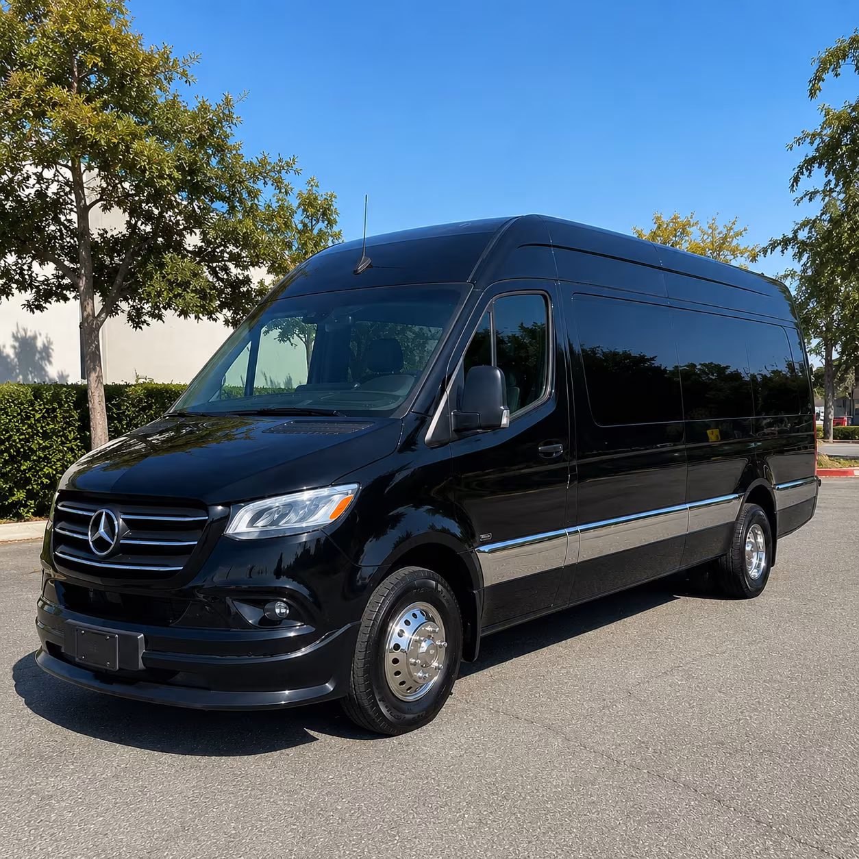 find the perfect transportation for your next airport transfer 5